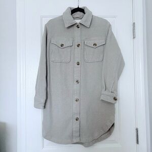 Aerie Stone Gray Heavy Flannel
Shirt Jacket